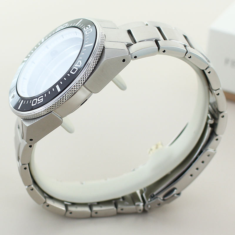 Boîtier et bracelet de montre  - Citizen Watch Tsuyosa avis et prix